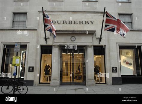 Find Burberry Stores in United Kingdom 